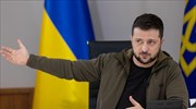 Ο Ζελένσκι προσκαλεί τον Μακρόν στην Ουκρανία και επιμένει για τον όρο «γενοκτονία»