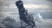 Ινδονησία: Εξερράγη το ηφαίστειο Ανάκ Κρακατόα προκαλώντας σύννεφο τέφρας ύψους 3 χλμ
