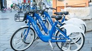 Ποιοι είναι οι 33 δήμοι της Αττικής που προσφέρουν ηλεκτρικά ποδήλατα στους δημότες
