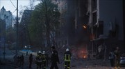 Ένας νεκρός από τους βομβαρδισμούς στο Κίεβο