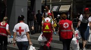 Ελληνικός Ερυθρός Σταυρός: Με τα χρώματα της Οργάνωσης η Βουλή για τα 145 χρόνια προσφοράς