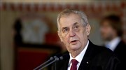 Τσεχία: Πάνω από 100 εθελοντές έλαβαν προεδρική άδεια για να πολεμήσουν στην Ουκρανία