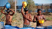 Ακραίος καύσωνας στην Ινδία: Πάνω από 49 βαθμούς η θερμοκρασία - Τι λένε οι επιστήμονες