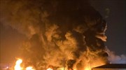 Ασπρόπυργος: «Δύσκολη» φωτιά σε εργοστάσιο πλαστικών - Κίνδυνος επέκτασης