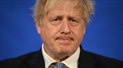 Βρετανία - Τζόνσον: «Το αφεντικό θα συνεχίσει ως βουλευτής»