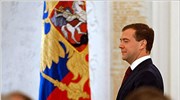 Ρωσία: Σενάρια για παραίτηση Μεντβέντεφ και εκλογή Πούτιν στην προεδρία