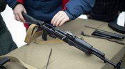 Μάθημα χειρισμού όπλων στα σχολεία της Πολωνίας