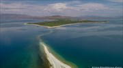 Ξηρασία: Η μεγαλύτερη λίμνη στην Τουρκία έχασε δύο τετραγωνικά χιλιόμετρα επιφάνειας