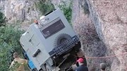Αχαΐα: «Θύμα» της...γραφειοκρατίας ο δρόμος που οδήγησε τους τουρίστες στον γκρεμό