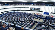 Ευρωκοινοβούλιο: Εγκρίθηκαν οι νέοι νομοθετικοί κανόνες για τον κατώτατο μισθό