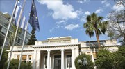 WELT για Ελλάδα: «Πίσω από τη γυαλιστερή βιτρίνα συντελείται μια αυταρχική αλλαγή»