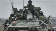 Ρωσία: Στρατολογεί εθελοντές για τον πόλεμο στην Ουκρανία με μισθό 3.000 ευρώ