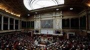 Σε αναβρασμό η Γαλλία - Χωρίς την έγκριση της Βουλής περνάει ο νέος προϋπολογισμός