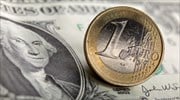 Το ευρώ αξίζει ξανά λιγότερο από ένα δολάριο
