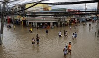 Φιλιππίνες: Απέραντη θλίψη για τους σχεδόν 100 νεκρούς που άφησε πίσω της η καταιγίδα Νάλγκε