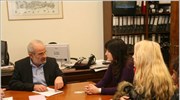 A. Αλαβάνος: Πλήρη εργασιακά δικαιώματα για τους συμβασιούχους Stage