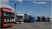 Τελωνεία και λιμάνια σε κλοιό από 2.200 φορτηγά