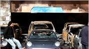 Εμπρηστική επίθεση σε έκθεση αυτοκινήτων στη Λ. Πεντέλης