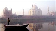 Ινδία: Η ατμοσφαιρική ρύπανση απειλεί το Τατζ Μαχάλ