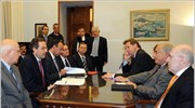 Τις θέσεις του κατά του μνημονίου ανέπτυξε στο Στρος Καν ο Αντ. Σαμαράς