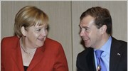 Σύσφιγξη των εμπορικών δεσμών με τη Γερμανία θέλει ο Μεντβέντεφ