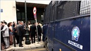 Διαμαρτυρία διπλωματικών υπαλλήλων στο Μέγαρο Μαξίμου