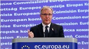 Περικοπές και στον ιδιωτικό τομέα συστήνει ο Ρεν