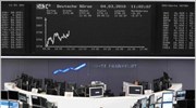 Απώλειες στην Ευρώπη εν αναμονή ΕΚΤ