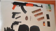Συνελήφθησαν κακοποιοί με καλάσνικοφ