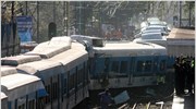 Αργεντινή: 100 τραυματίες σε σύγκρουση λεωφορείου με δύο τρένα