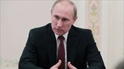 Ο Πούτιν υπέγραψε την απαγόρευση των υιοθεσιών από Αμερικανούς