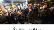 Ρίψη χημικών και προσαγωγές έξω από το «Χυτήριο»