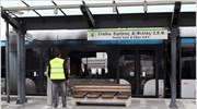 Επίθεση με εμπρηστικούς μηχανισμούς στο τραμ