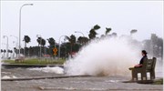 Σε τυφώνα μετατράπηκε η τροπική καταιγίδα «Ισαάκ»