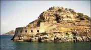 Στη Σπιναλόγκα στρέφει το βλέμμα του ο Τσόκλης