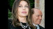 Διατροφή 100 χιλ. ευρώ ημερησίως θα καταβάλλει ο Σ. Μπερλουσκόνι