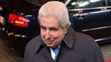 Στη μέγγενη του μνημονίου και η Κύπρος
