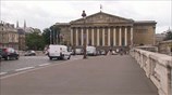 Εφαλτήριο για μεταρρυθμίσεις η υποβάθμιση της Γαλλίας