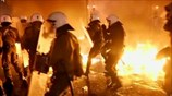 Reuters: Επεισόδια από εξοργισμένους διαδηλωτές στην Αθήνα