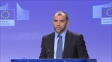 Η Κομισιόν για τον «δεσμευμένο λογαριασμό»