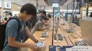 Η σύγκρουση Samsung-Apple καλά κρατεί