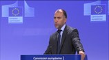 Η Κομισιόν για την αγορά ομολόγων από το EFSF και τον ESM