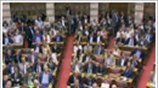 Eγκρίθηκε από τη Βουλή το ειδικό τέλος για τα ακiνητα