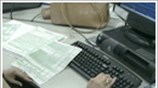 Μαστίγιο και καρότο για όσους χρωστούν πάνω από 5000 ευρώ