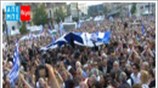 Δεκάδες χιλιάδες πολίτες κατέκλυσαν τα Προπύλαια