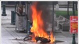 Reuters: Βίαια επεισόδια στην Αθήνα