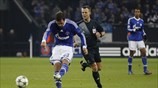 Ο Ολυμπιακός ηττήθηκε με 1-0 από την Σάλκε στην «Βέλτινς Αρίνα» σε ...