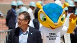 Ο γενικός γραμματέας της FIFA, Ζερόμ Βάλκε, πήρε εξιτήριο από το νοσοκομείο ...