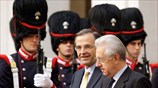 Περίπου μία ώρα διήρκεσε η συνάντηση των πρωθυπουργού, Αντώνη Σαμαρά, με τον ...