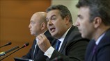Ο πρόεδρος των Ανεξάρτητων Ελλήνων Πάνος Καμμένος μιλά σε δημοσιογράφους κατά τη ...